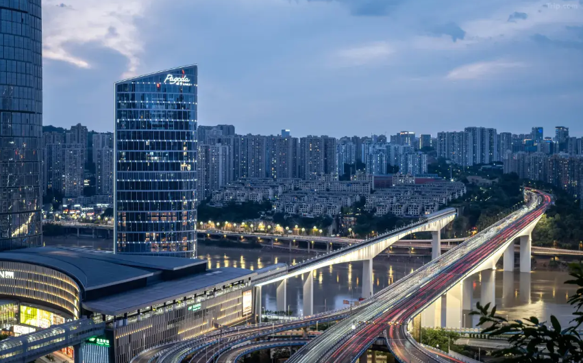 Chongqing Luhai International Pagoda Junting Design Hotel